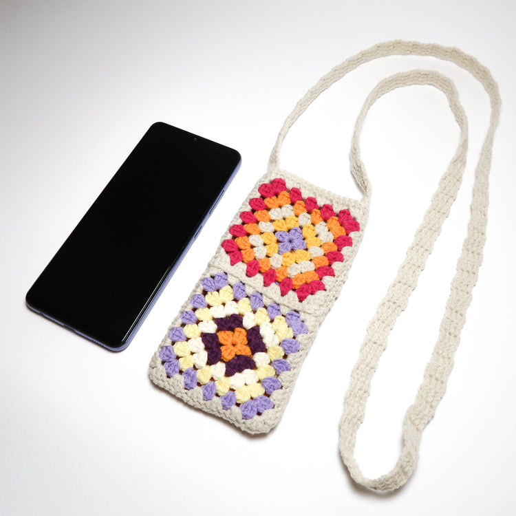 ÖRGÜ TELEFON ÇANTASI