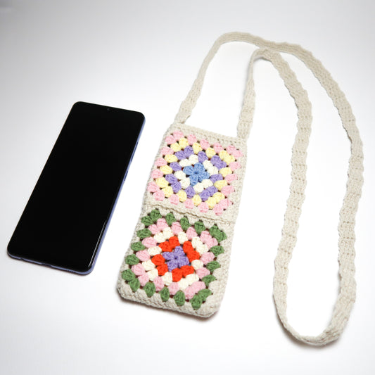 ÖRGÜ TELEFON ÇANTASI