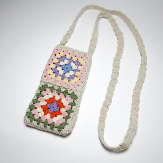 ÖRGÜ TELEFON ÇANTASI