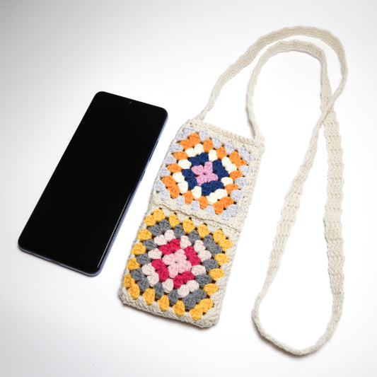 ÖRGÜ TELEFON ÇANTASI
