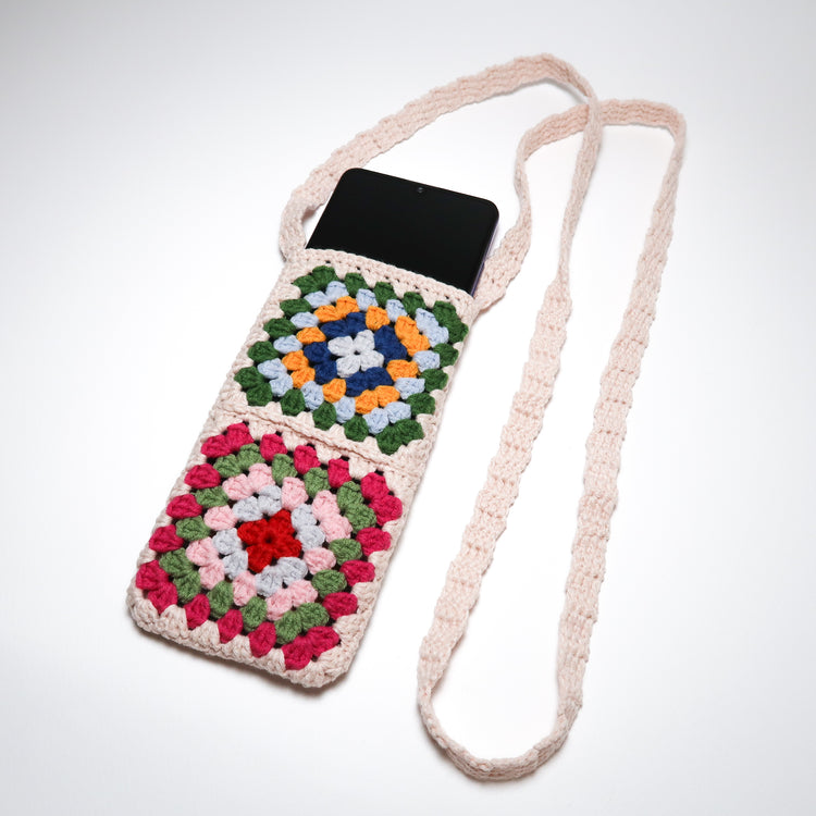 ÖRGÜ TELEFON ÇANTASI