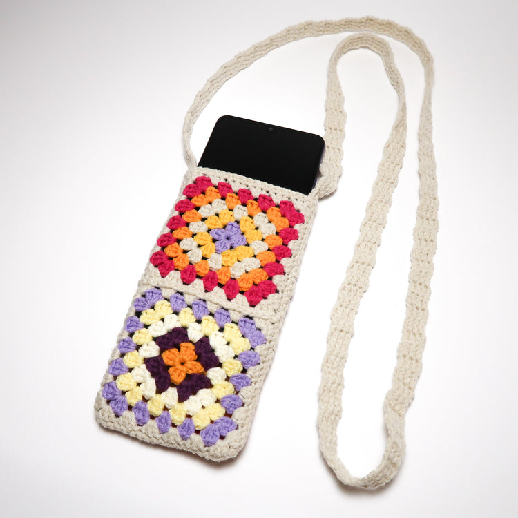 ÖRGÜ TELEFON ÇANTASI